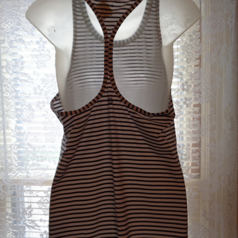 ATHLETA RACERBACK TANK - Picture 3 of 3